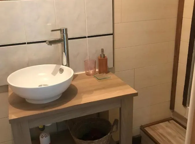 La Grange Aux Fleurs Guest house *